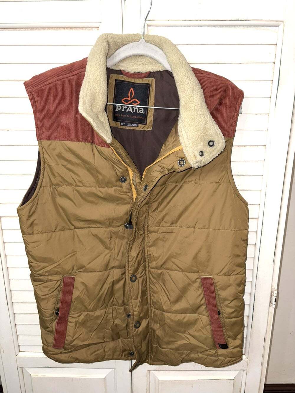 Prana Waylen Men's Corduroy Puffer Vest Medium